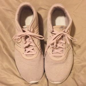 #2SALE🌹New Balance 415 Sneakers